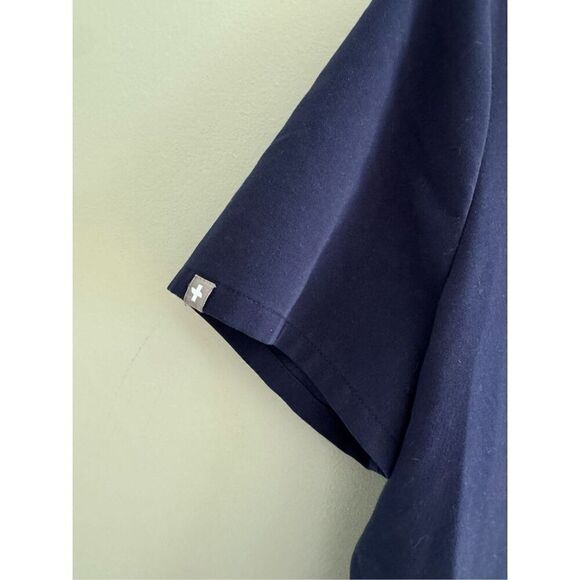 Figs Casma Three Pocket Scrub Top Size XL Navy Blue - Picture 3 of 7